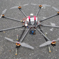 Línea eléctrica industrial de la cabeza que caduca dron